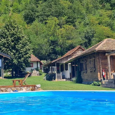 Drinsko Selo شقة *